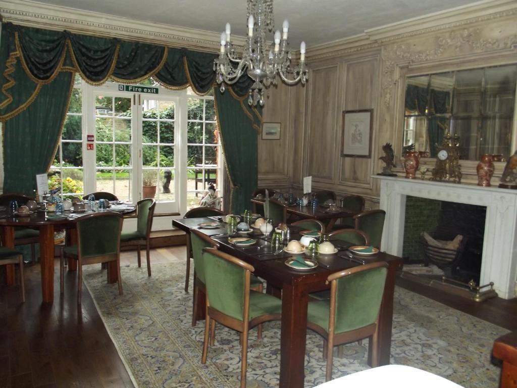 Harmondsworth Hall Guest House West Drayton  Dış mekan fotoğraf